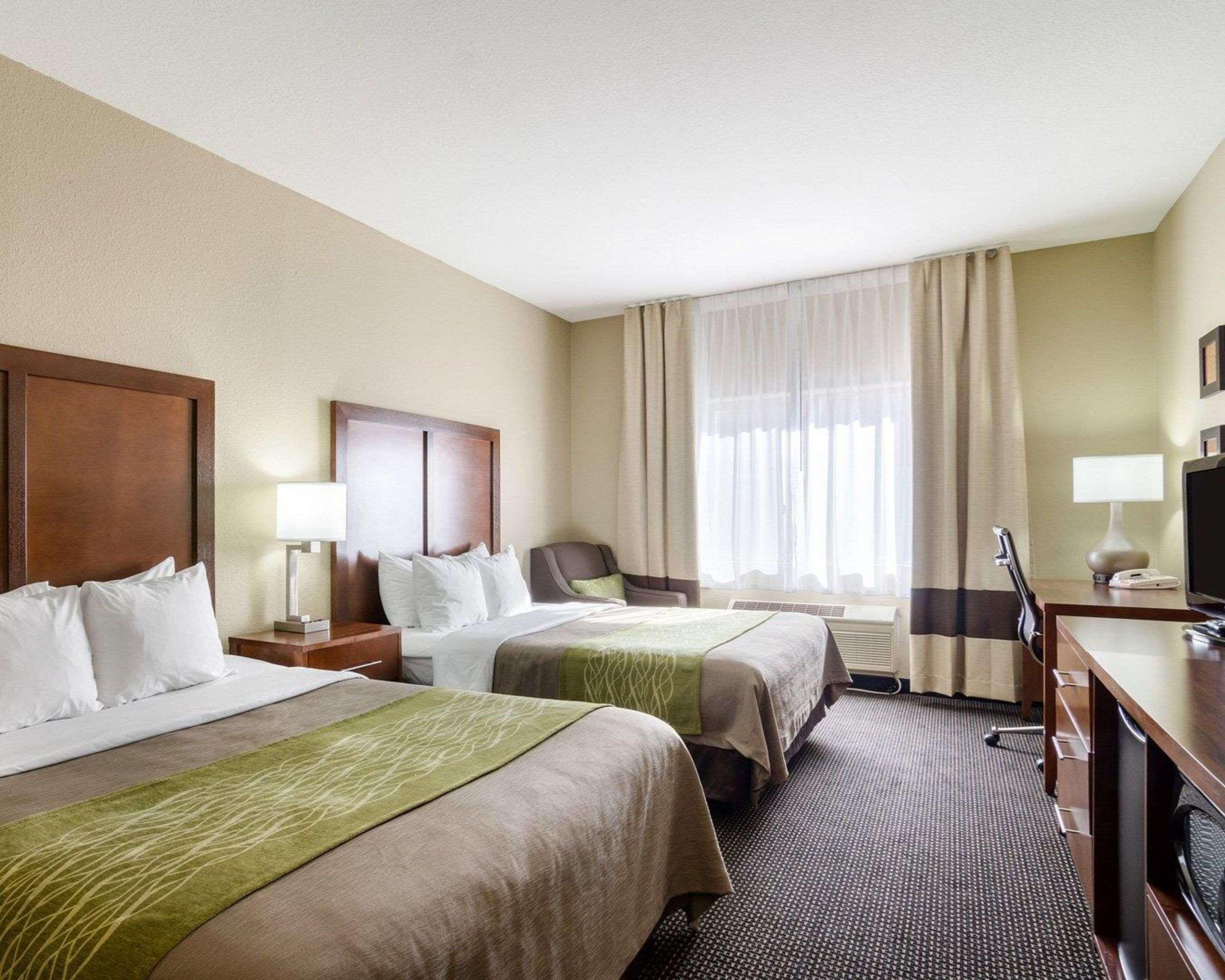 גארדן סיטי Comfort Inn מראה חיצוני תמונה