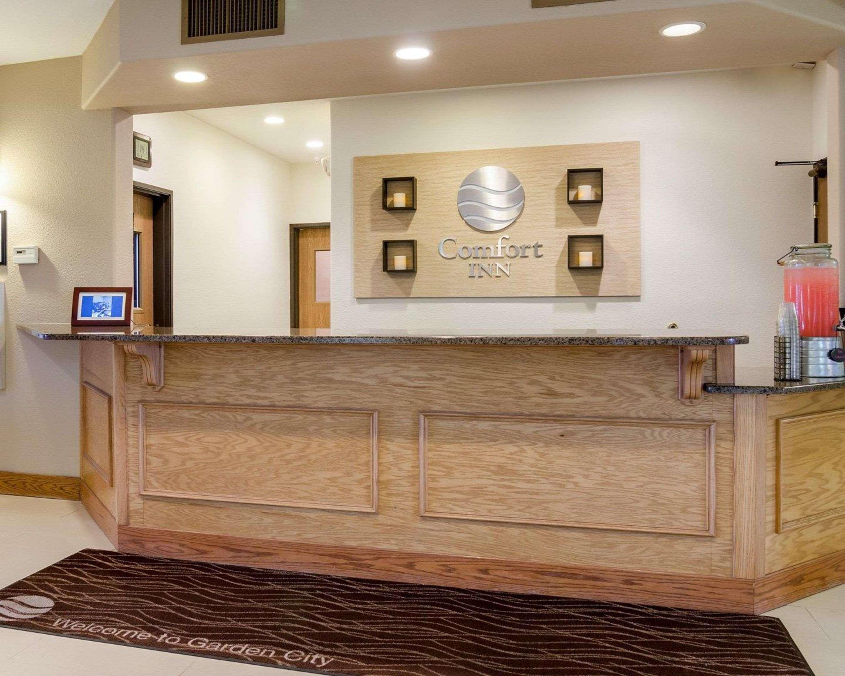 גארדן סיטי Comfort Inn מראה חיצוני תמונה